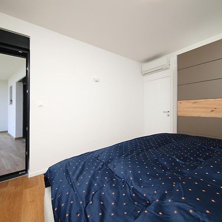 Apartment Anni-Free Parking&Evcharger-24H Self Check-In Opric Exteriör bild