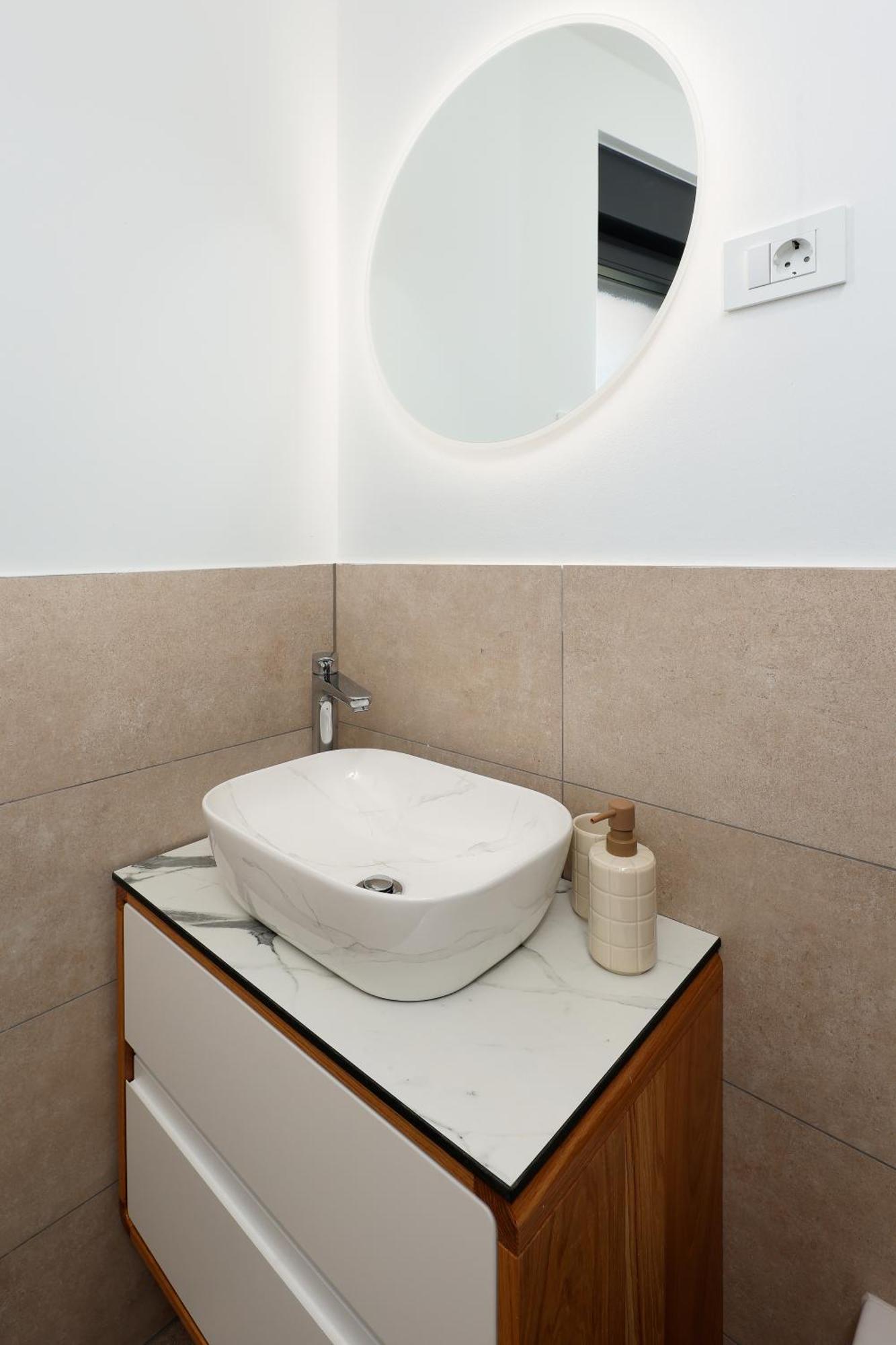Apartment Anni-Free Parking&Evcharger-24H Self Check-In Opric Exteriör bild
